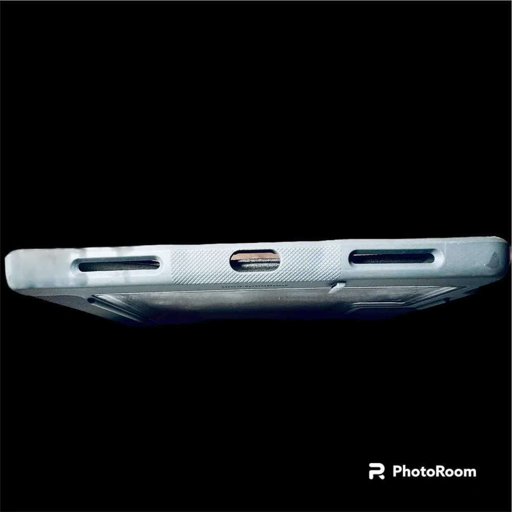 iPad Pro 11 stand/case 1st & 2nd gen gray w/clear back magnetic closure